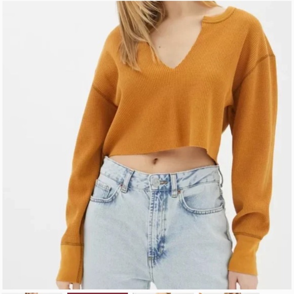 UO BDG Corey Notched Thermal Cropped Top long sleeve waffle Yellow Gold Mustard - Picture 3 of 4